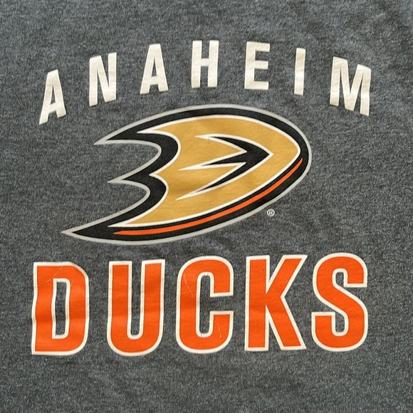 Melmarc Anaheim Ducks Hockey Gray T-shirt, Size XL, Sports Team NHL Club - Picture 2 of 10